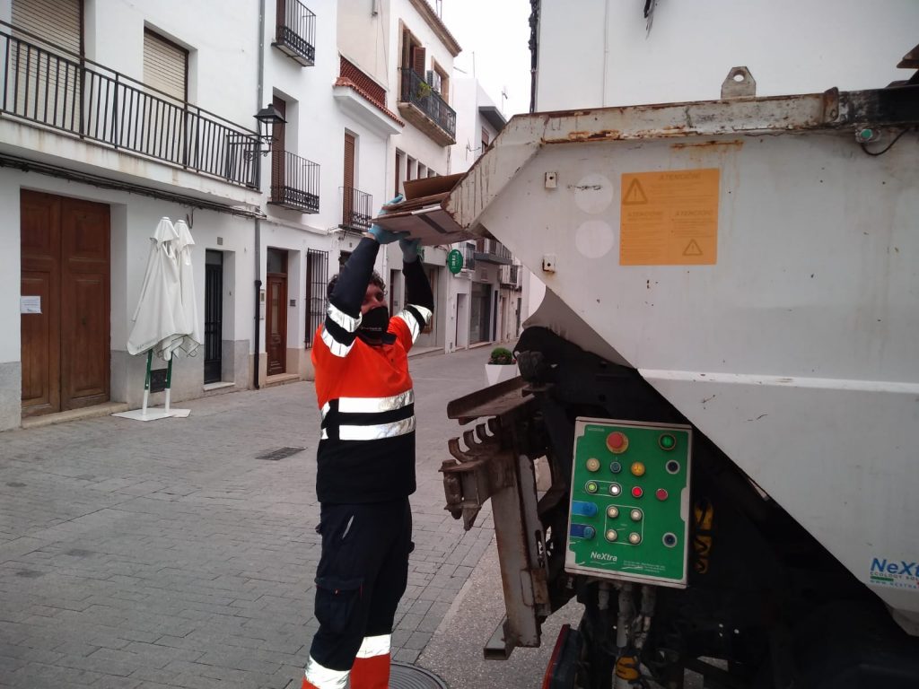 Recollida de cartó Benissa